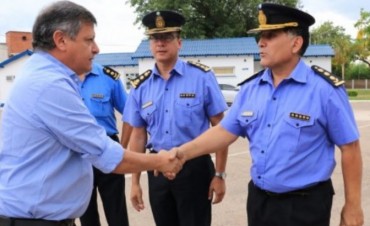 GOBERNADOR : PEPPO INCORPORARÁ 600 NUEVOS POLICÍAS “CON VOCACIÓN DE SERVICIO