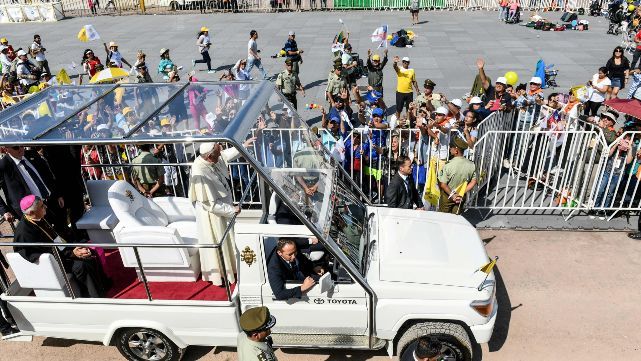 Francisco defendió los derechos de los inmigrantes