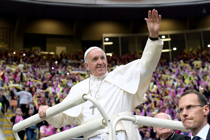 El Papa Francisco, con mejor imagen entre las mujeres