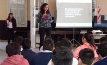 Inadi brinda charlas en escuelas para prevenir actos de discriminación