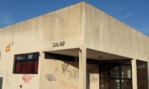 Profesor depravado les enseñó a alumnos a masturbarse y usar consoladores