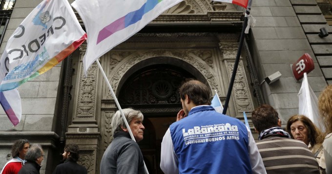 Bancarios ratificaron paro de 24 horas para el viernes